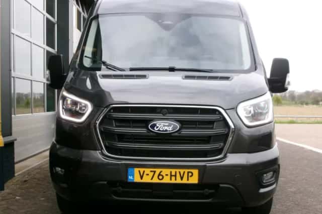 Ford Transit (2024) thumbnail 2
