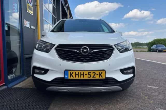 Opel Mokka (2018) thumbnail 2