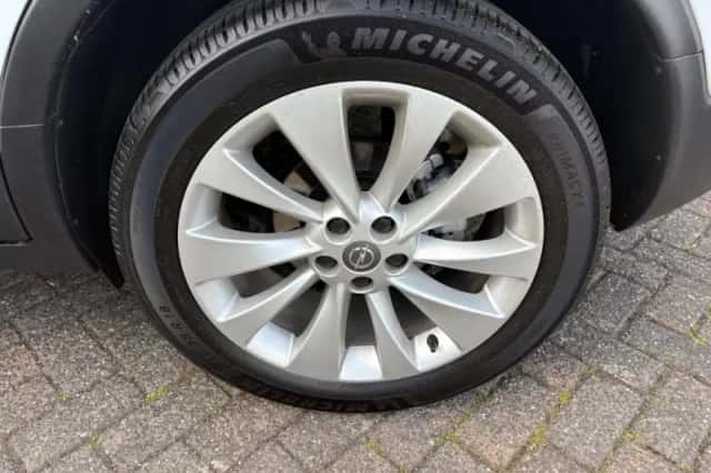 Opel Mokka (2018) thumbnail 3