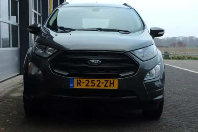 Ford EcoSport (2019) thumbnail 2