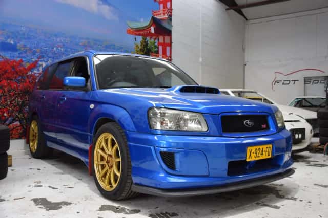 Subaru Forester (2004) thumbnail 2
