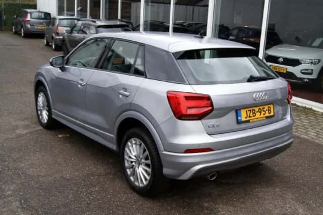 Audi Q2 (2020) thumbnail 5