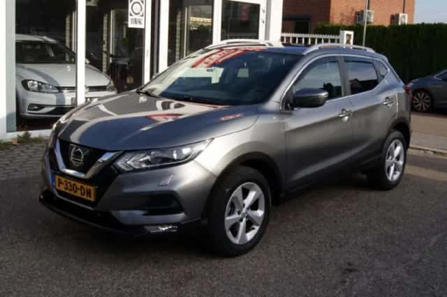 Nissan Qashqai (2017) thumbnail 3