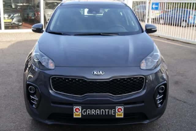 Kia Sportage (2017) thumbnail 2