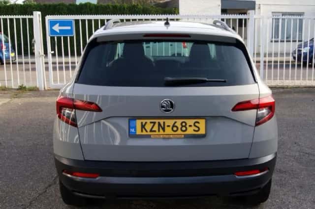 Škoda Karoq (2018) thumbnail 6