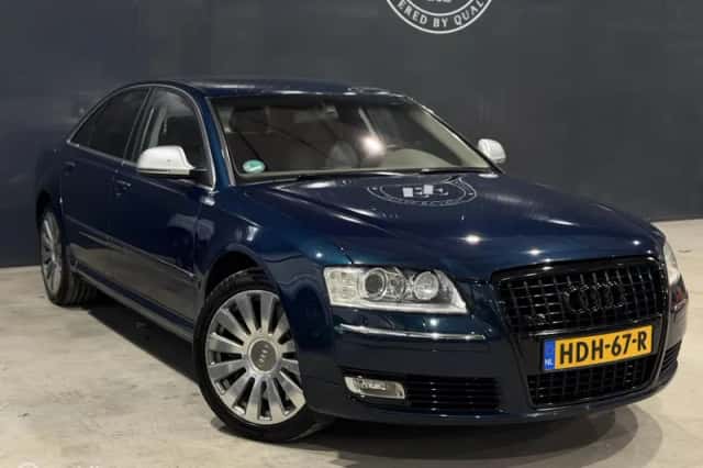 Audi A8 (2008) thumbnail 5