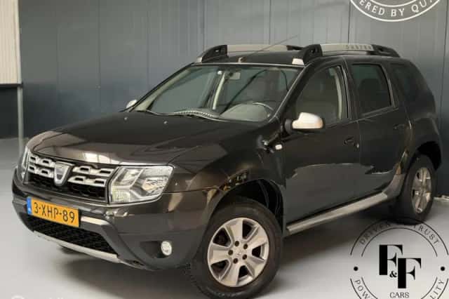 Dacia Duster (2014) thumbnail 1