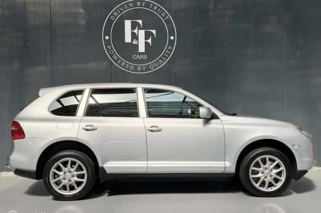 Porsche Cayenne (2007) thumbnail 6