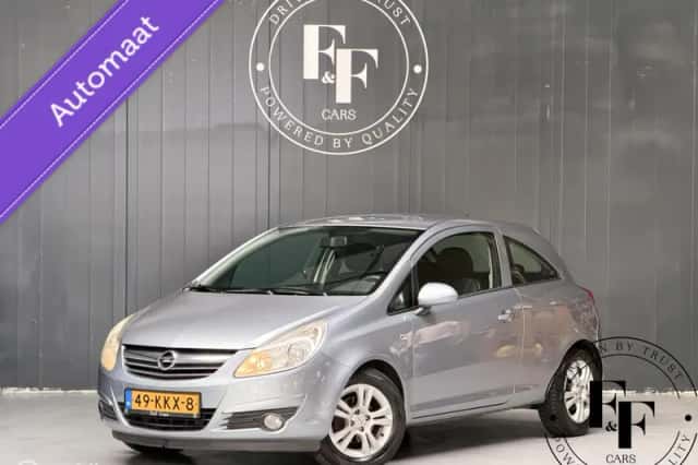 Opel Corsa (2010) thumbnail 1