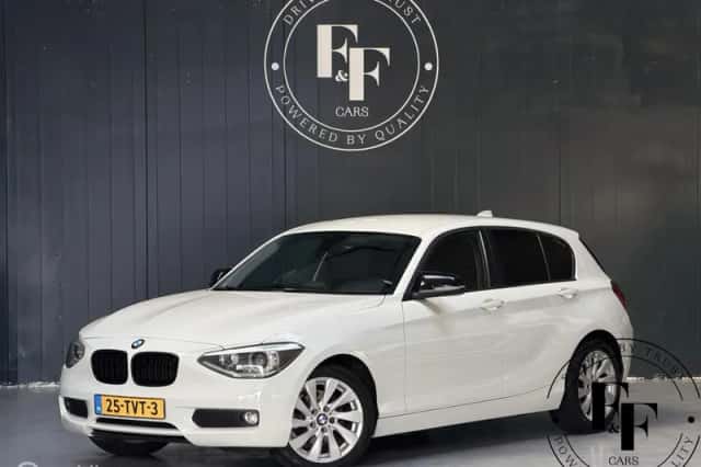 BMW 1-Serie (2012) thumbnail 1
