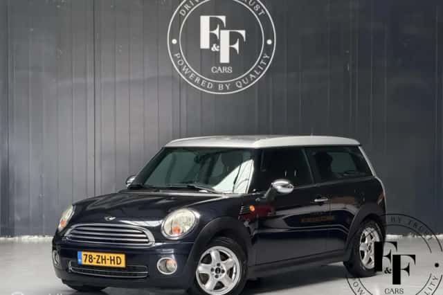 MINI Clubman (2008) thumbnail 1