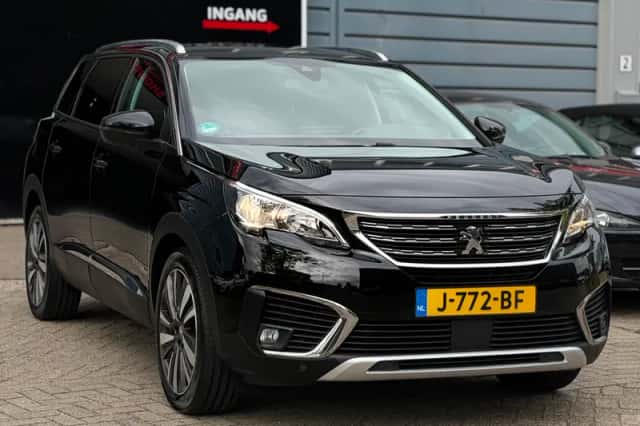 Peugeot 5008 (2020) thumbnail 3