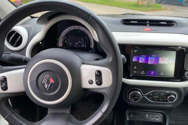 Renault Twingo (2021) thumbnail 2