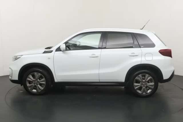 Suzuki Vitara (2021) thumbnail 2