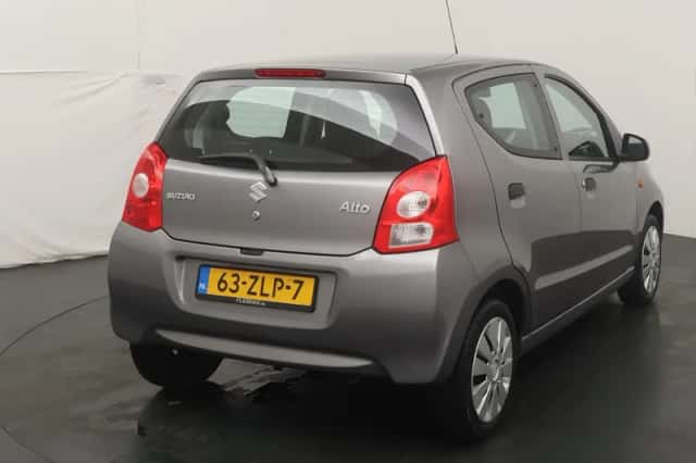 Suzuki Alto (2013) thumbnail 5