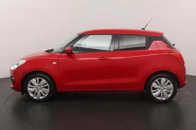 Suzuki Swift (2019) thumbnail 2
