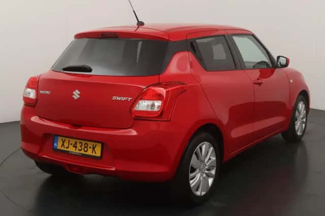 Suzuki Swift (2019) thumbnail 5
