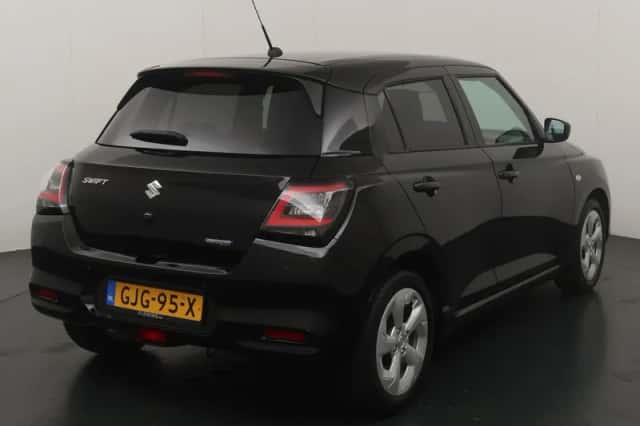 Suzuki Swift (2024) thumbnail 6