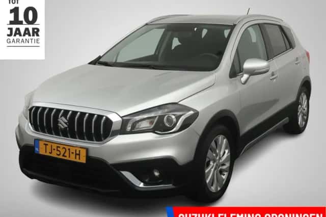Suzuki S-Cross (2018) thumbnail 1