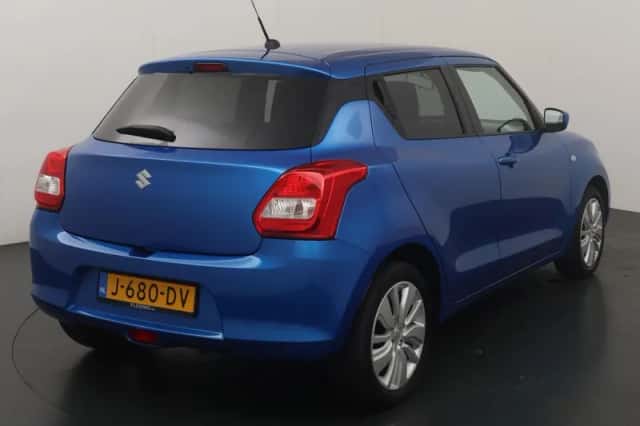 Suzuki Swift (2020) thumbnail 5