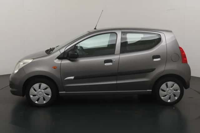 Suzuki Alto (2013) thumbnail 2