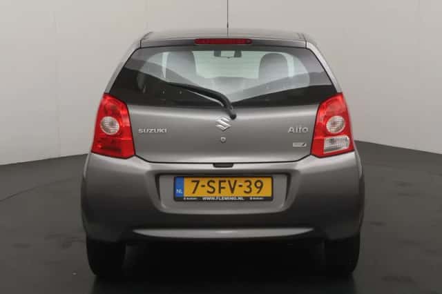 Suzuki Alto (2013) thumbnail 4