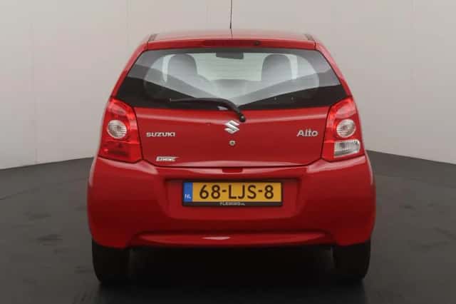 Suzuki Alto (2010) thumbnail 4