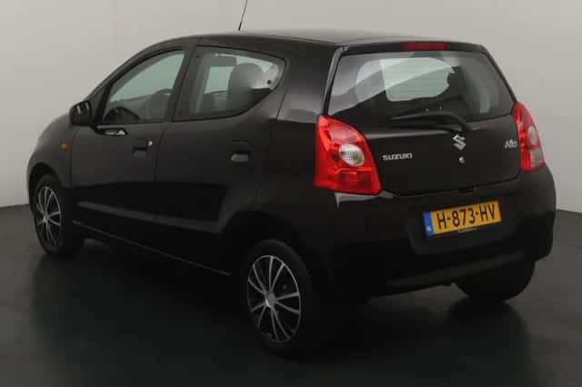 Suzuki Alto (2009) thumbnail 3