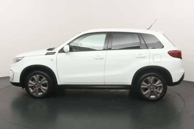 Suzuki Vitara (2020) thumbnail 2