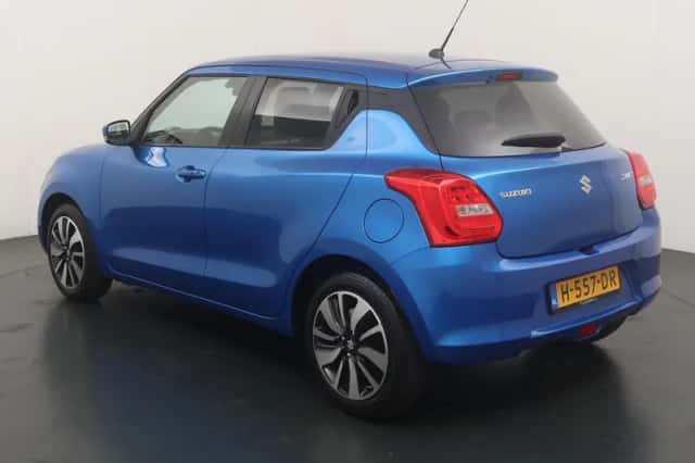 Suzuki Swift (2020) thumbnail 3