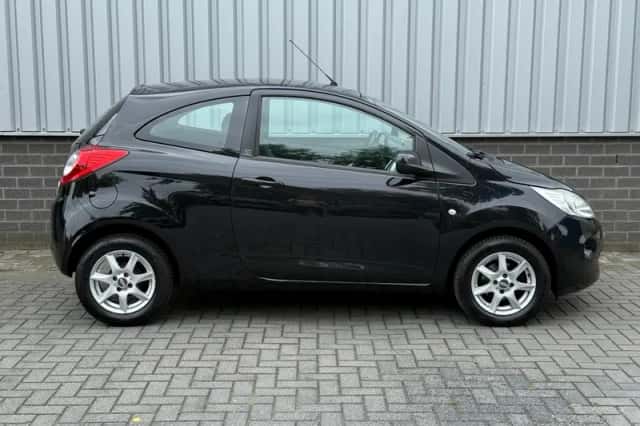Ford Ka (2011) thumbnail 5