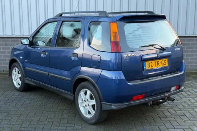 Suzuki Ignis (2007) thumbnail 6