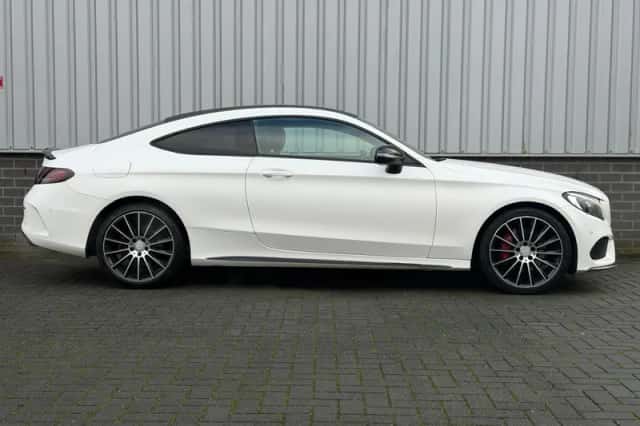 Mercedes-Benz C-Klasse (2016) thumbnail 5