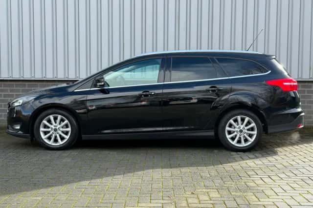 Ford Focus (2016) thumbnail 4