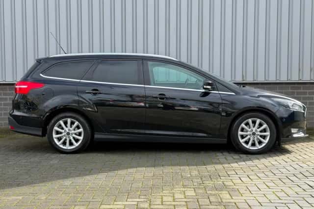 Ford Focus (2016) thumbnail 5