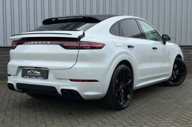 Porsche Cayenne Coupé (2020) thumbnail 2