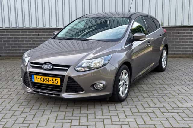 Ford Focus (2013) thumbnail 1