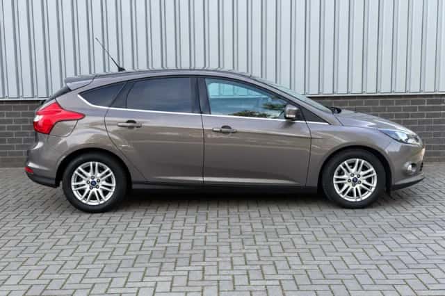 Ford Focus (2013) thumbnail 5