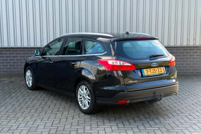 Ford Focus (2014) thumbnail 6