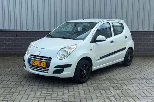 Suzuki Alto (2010) thumbnail 1
