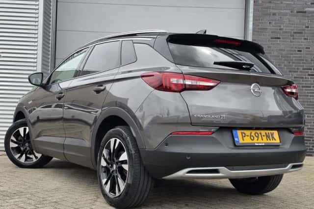 Opel Grandland (2021) thumbnail 3