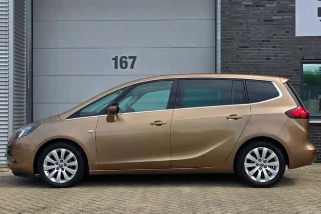 Opel Zafira (2014) thumbnail 2