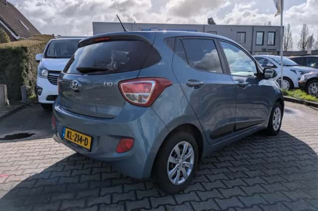 Hyundai i10 (2017) thumbnail 5