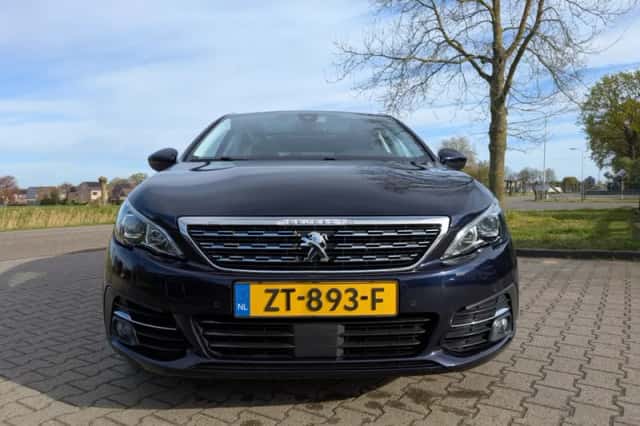 Peugeot 308 (2019) thumbnail 2