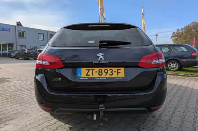 Peugeot 308 (2019) thumbnail 6