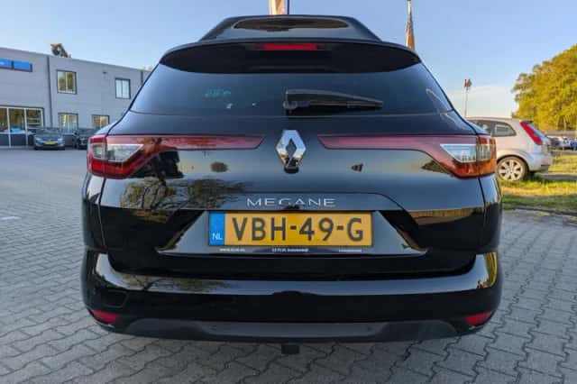 Renault Mégane (2019) thumbnail 6