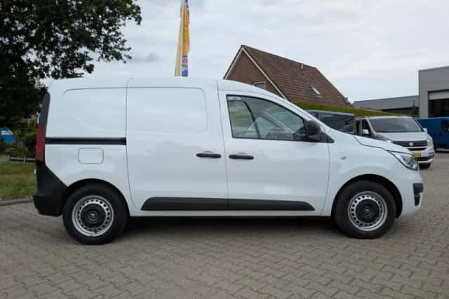Renault Express (2023) thumbnail 4