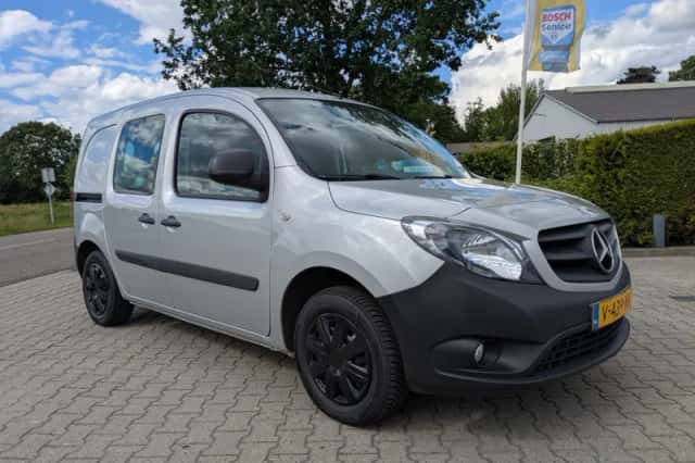 Mercedes-Benz Citan (2018) thumbnail 3