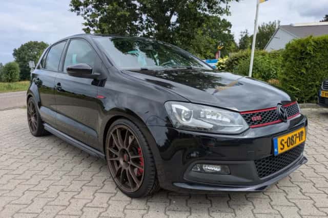 Volkswagen Polo (2013) thumbnail 3