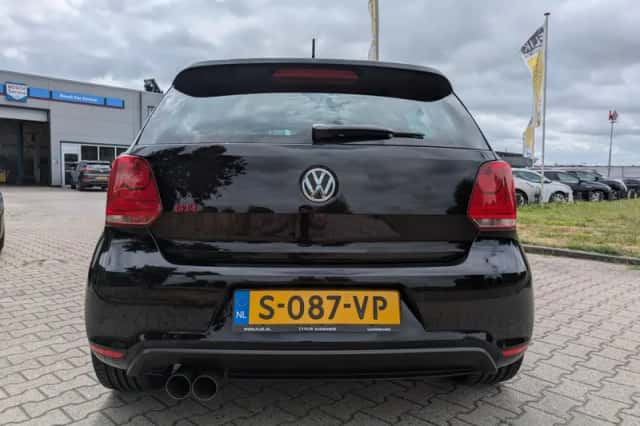 Volkswagen Polo (2013) thumbnail 6